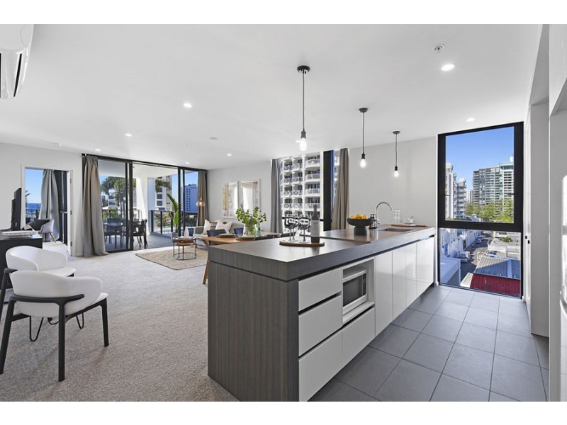 6/31 Queensland Ave, Broadbeach QLD 4218