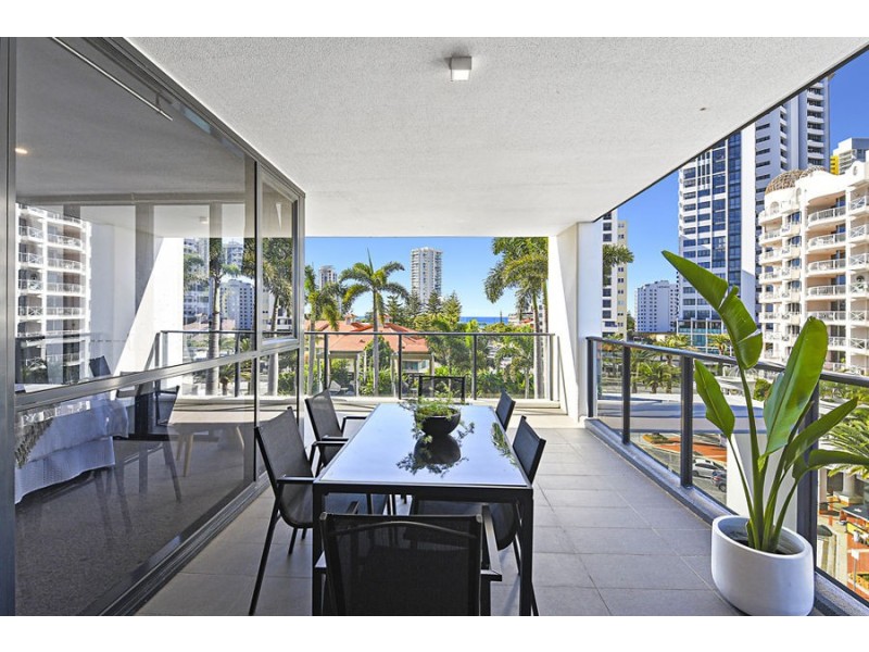 6/31 Queensland Ave, Broadbeach QLD 4218