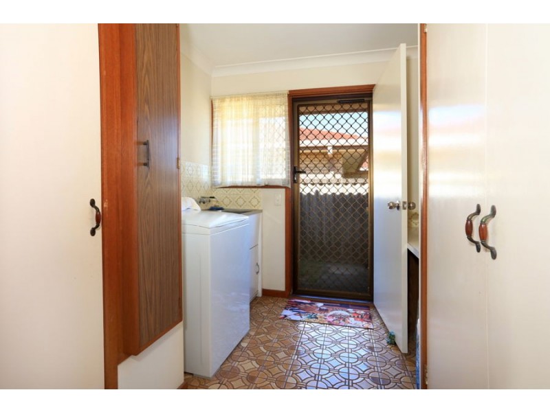 11 Sycamore Place, Palm Beach QLD 4221