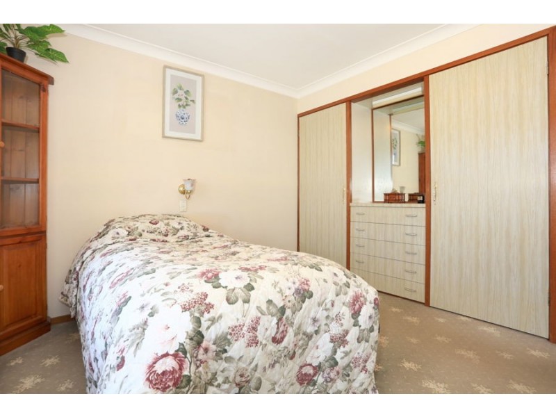 11 Sycamore Place, Palm Beach QLD 4221