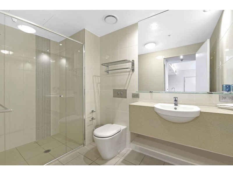 203/3018 Surfers Paradise Boulevard, Surfers Paradise QLD 4217