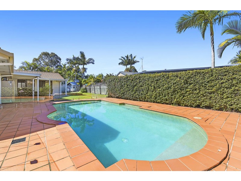 3 Wylah Street, Varsity Lakes QLD 4227