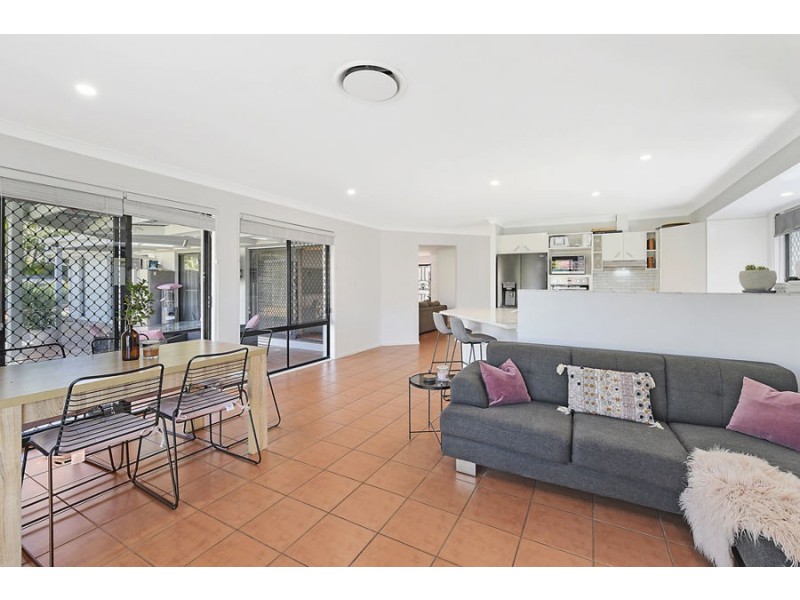 3 Wylah Street, Varsity Lakes QLD 4227