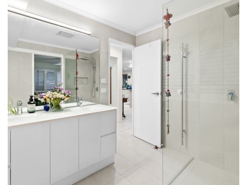 3 Cremorne Court, Robina QLD 4226