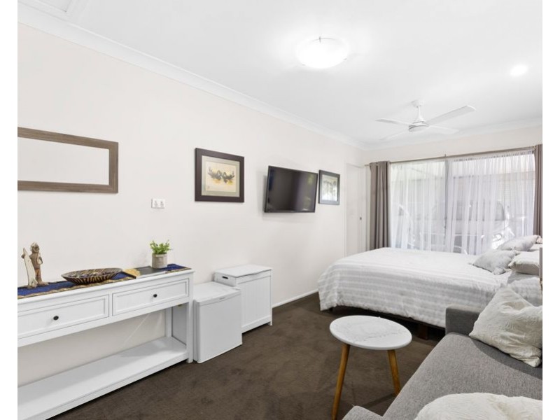 218 Ron Penhaligon Way, Robina QLD 4226