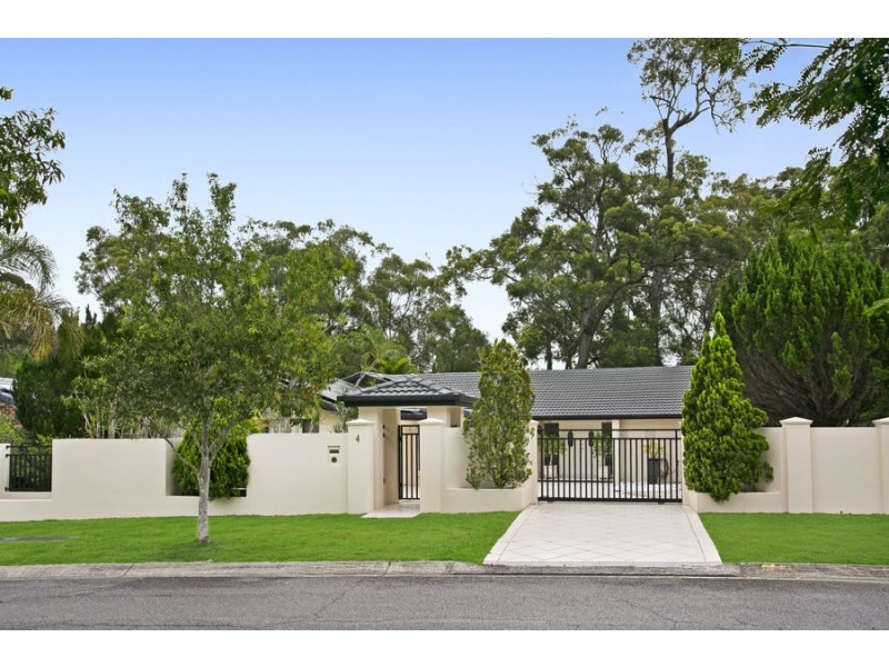 4 Chantilly Place, Robina QLD 4226