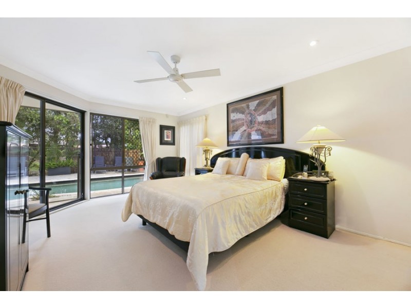 4 Chantilly Place, Robina QLD 4226