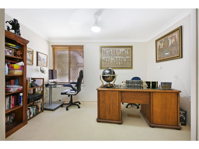 4 Chantilly Place, Robina QLD 4226