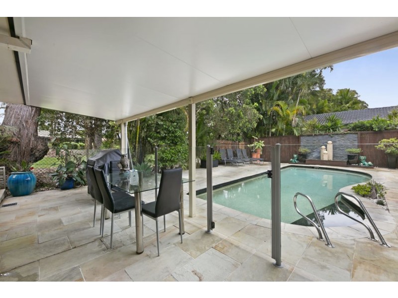 4 Chantilly Place, Robina QLD 4226