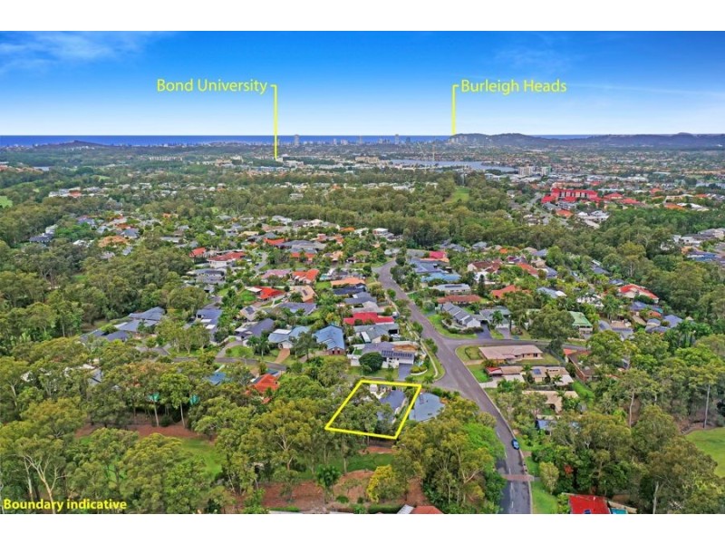 4 Chantilly Place, Robina QLD 4226