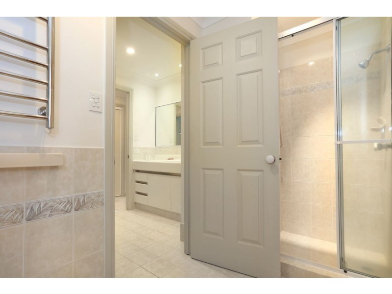 5 Birkdale Street, Robina QLD 4226