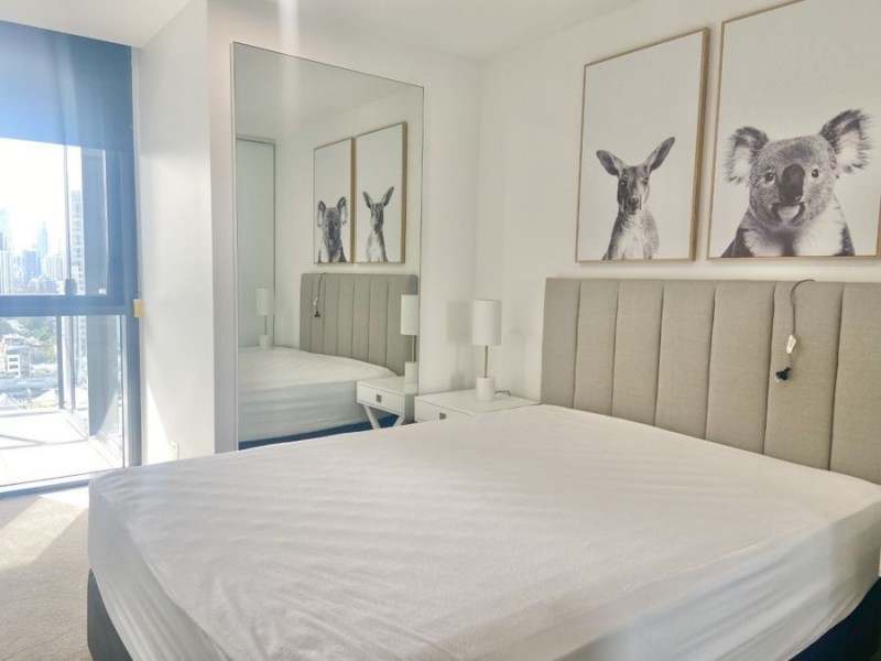 45 /14 Elizabeth Avenue, Broadbeach QLD 4218