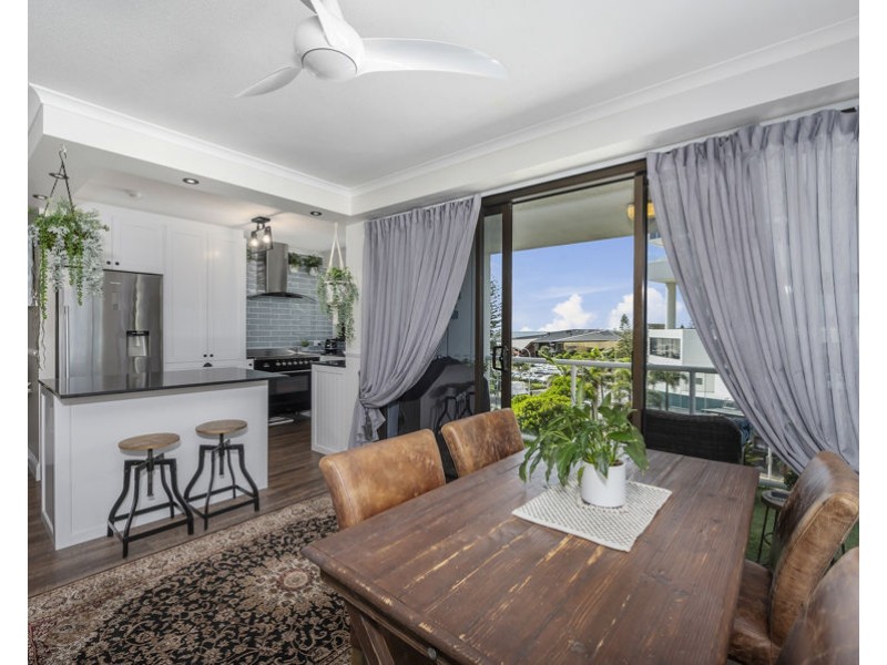 405/157 Old Burleigh Rd, Broadbeach QLD 4218