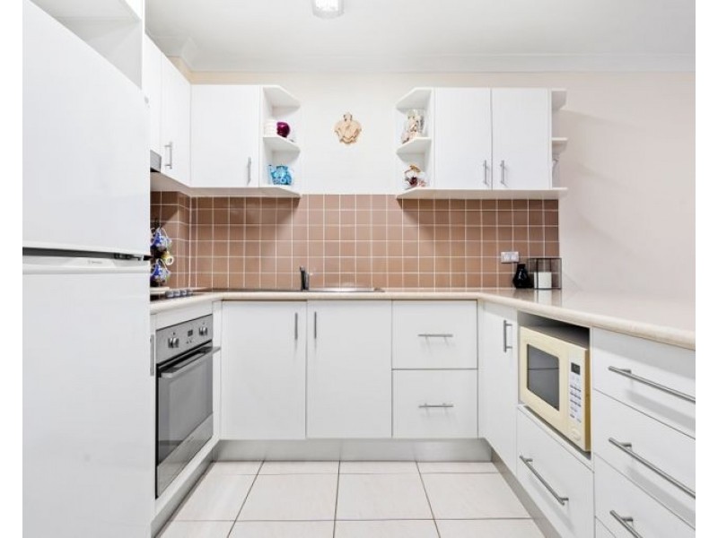 12/2753 Gold Coast Highway, Broadbeach QLD 4218