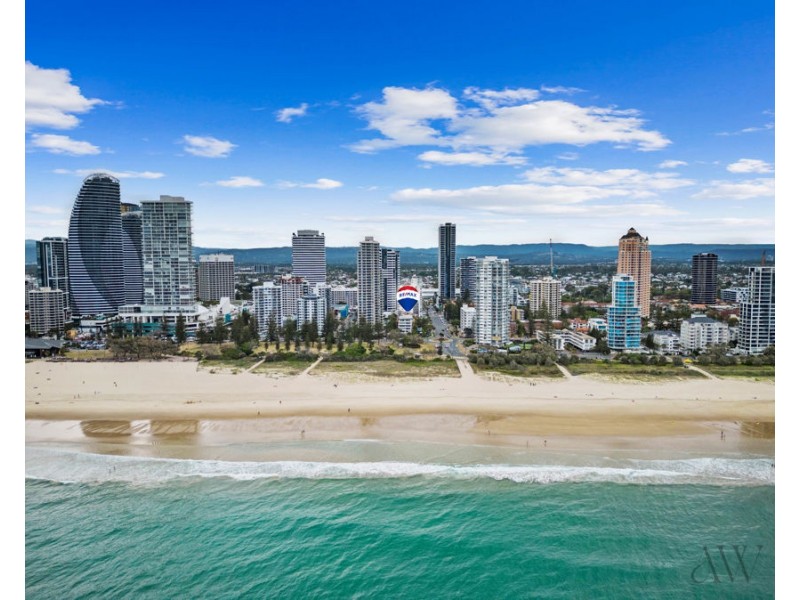 601/2 Queensland Avenue, Broadbeach QLD 4218