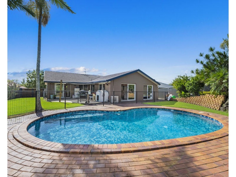 5 Oleander Place, Robina QLD 4226