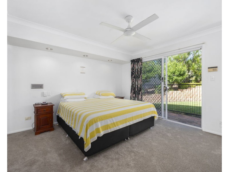 5 Oleander Place, Robina QLD 4226