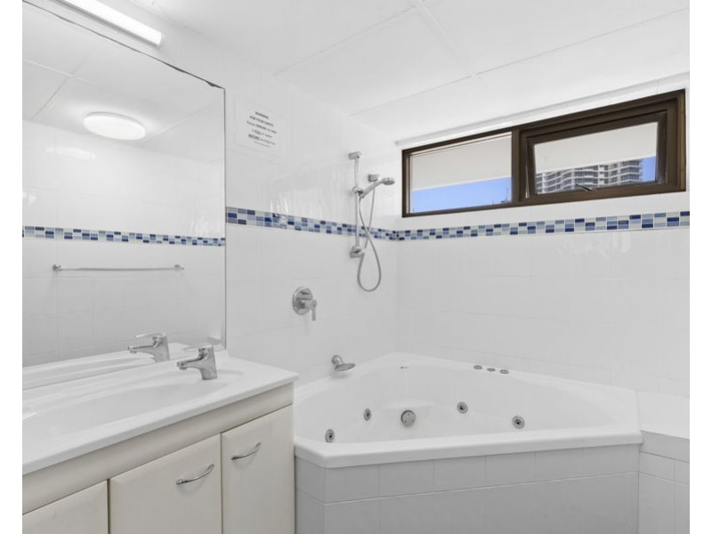 1601/9 Trickett Street, Surfers Paradise QLD 4217