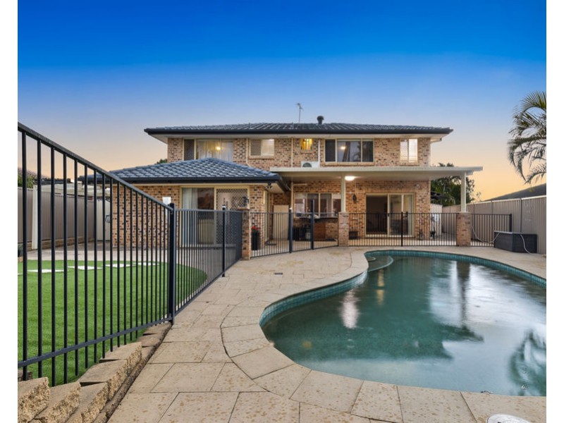 16 Claremont Drive, Robina QLD 4226