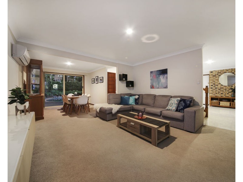 16 Claremont Drive, Robina QLD 4226