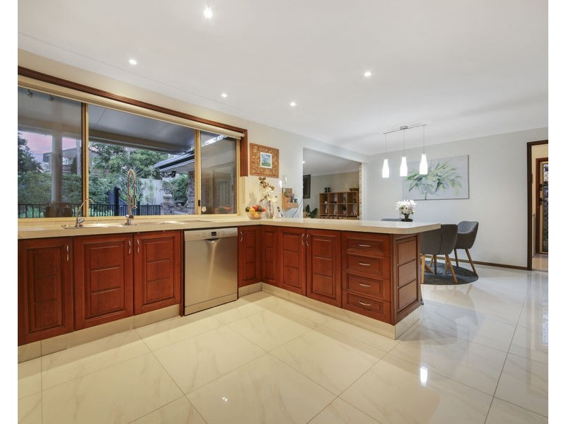 16 Claremont Drive, Robina QLD 4226