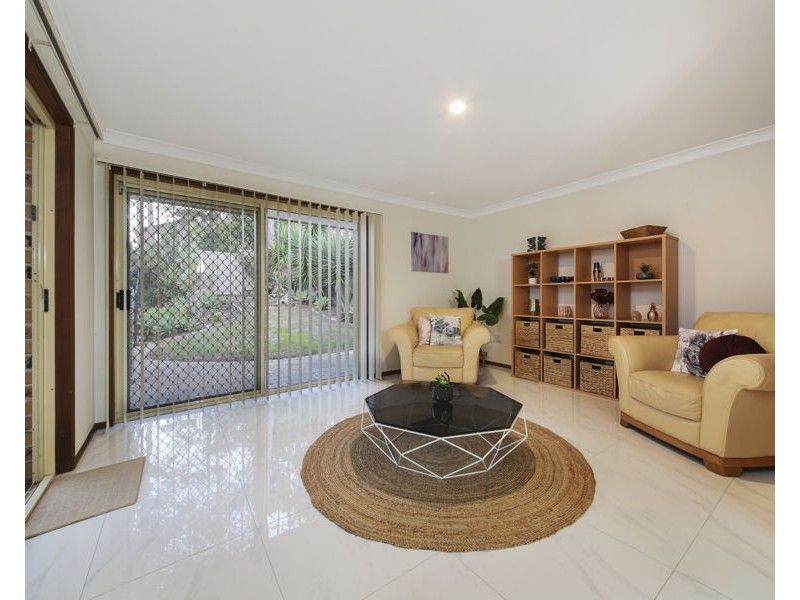 16 Claremont Drive, Robina QLD 4226