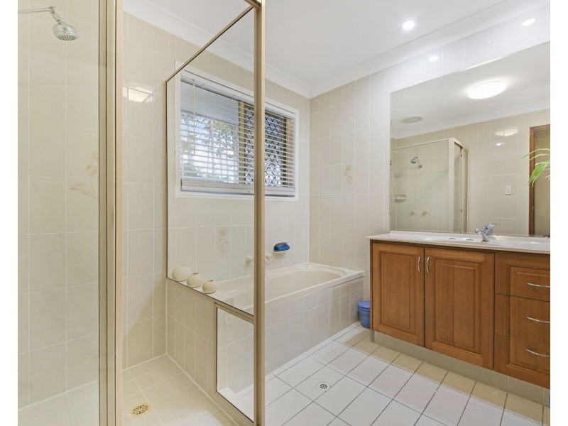 16 Claremont Drive, Robina QLD 4226