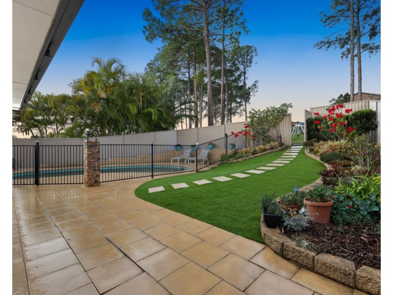 16 Claremont Drive, Robina QLD 4226