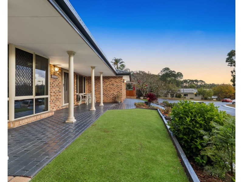 16 Claremont Drive, Robina QLD 4226