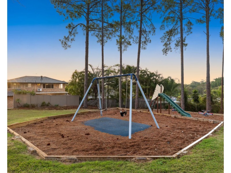 16 Claremont Drive, Robina QLD 4226