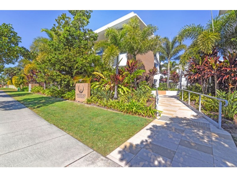 6-8 Waterford Court, Bundall QLD 4217