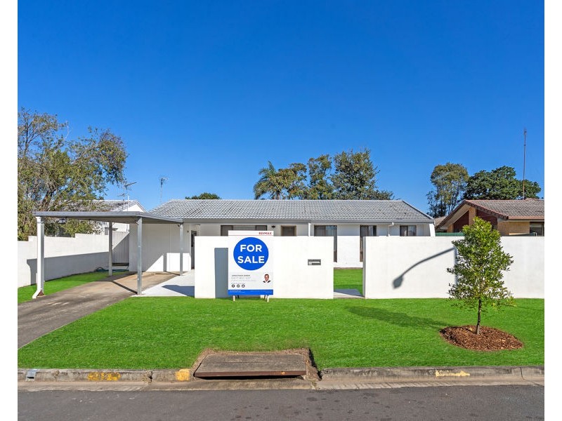 32 Japonica Drive, Palm Beach QLD 4221