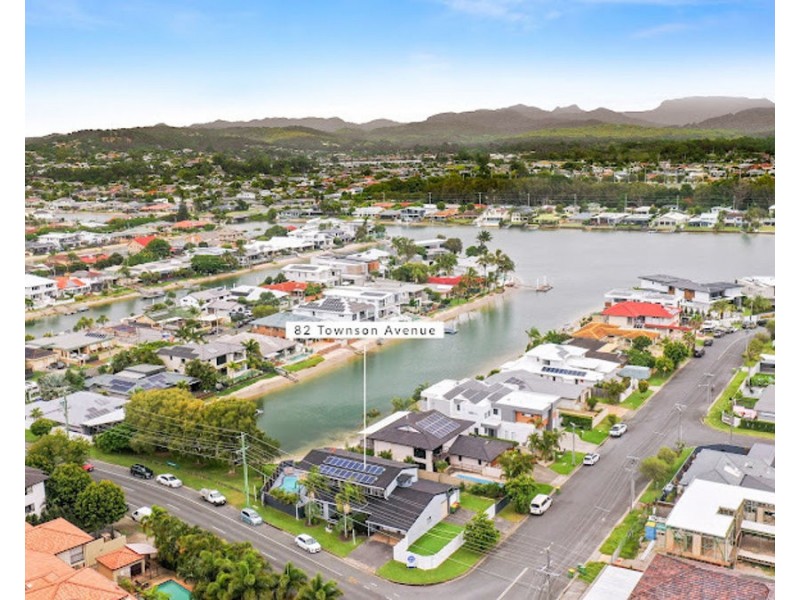 82 Townson Avenue, Palm Beach QLD 4221