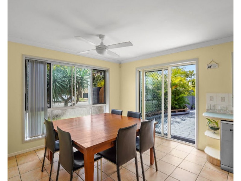 82 Townson Avenue, Palm Beach QLD 4221