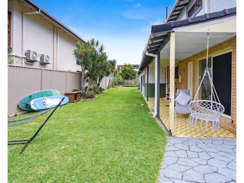 82 Townson Avenue, Palm Beach QLD 4221