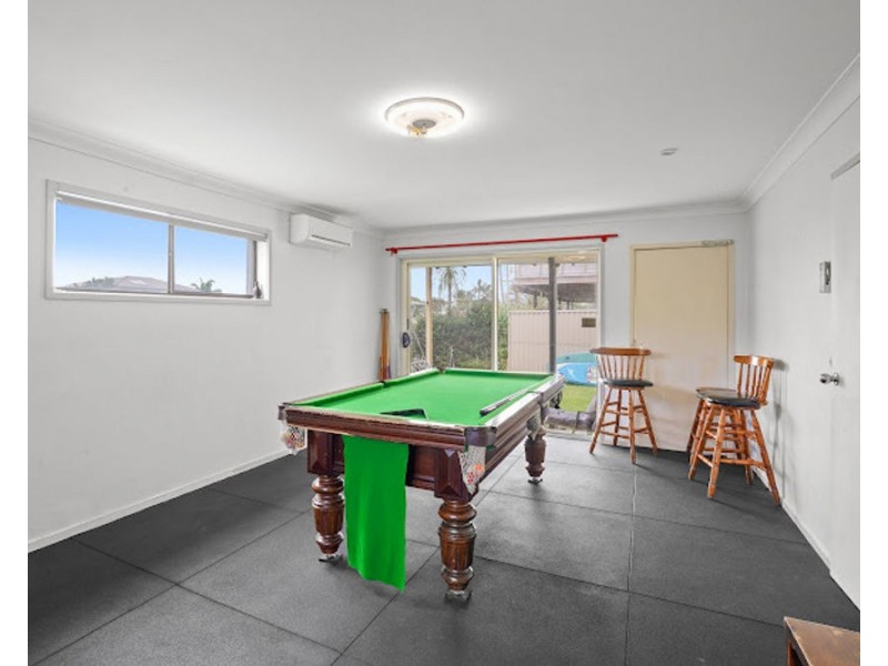 82 Townson Avenue, Palm Beach QLD 4221