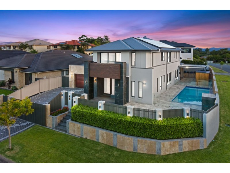 12 Highcrest Circuit, Molendinar QLD 4214