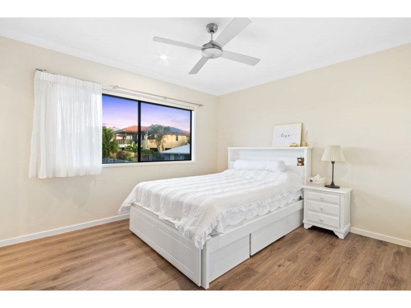12 Highcrest Circuit, Molendinar QLD 4214