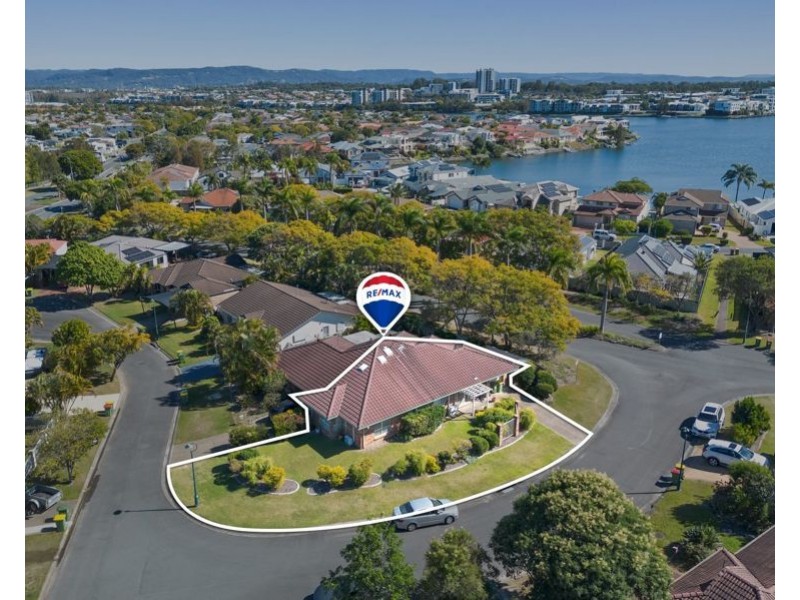 2/1 Purdue Street, Varsity Lakes QLD 4227