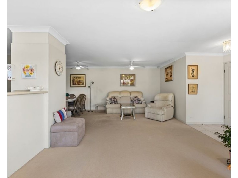 2/1 Purdue Street, Varsity Lakes QLD 4227