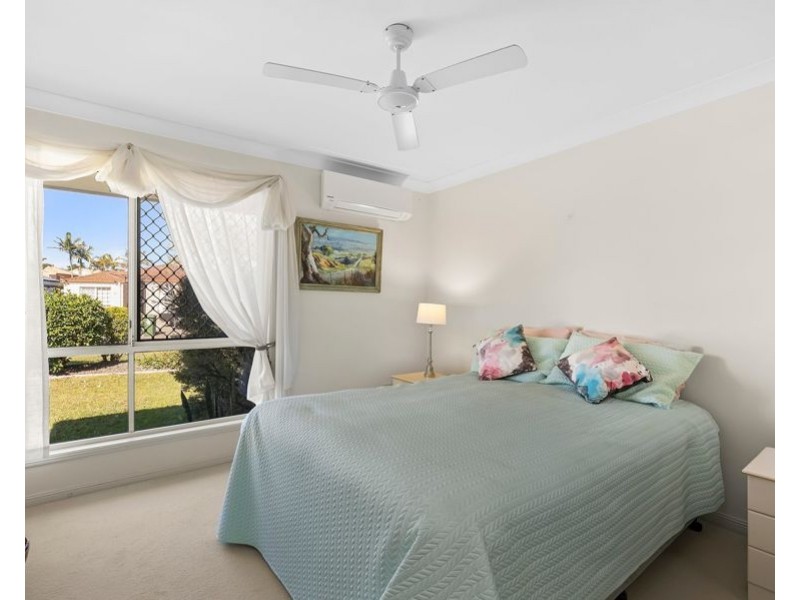 2/1 Purdue Street, Varsity Lakes QLD 4227