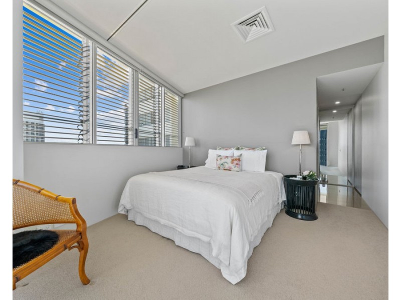 1205/159 Old Burleigh Rd, Broadbeach QLD 4218