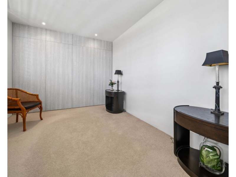 1205/159 Old Burleigh Rd, Broadbeach QLD 4218