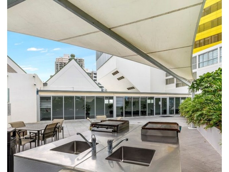 1205/159 Old Burleigh Rd, Broadbeach QLD 4218