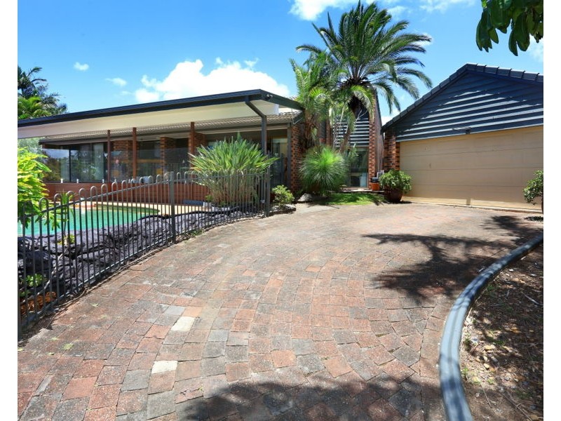 4 Cremorne Court, Robina QLD 4226