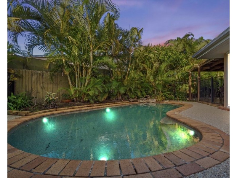 10 Blakehurst Place, Robina QLD 4226