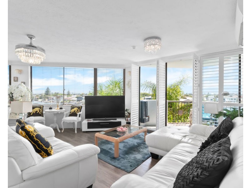 10/2916 Gold Coast Highway, Surfers Paradise QLD 4217