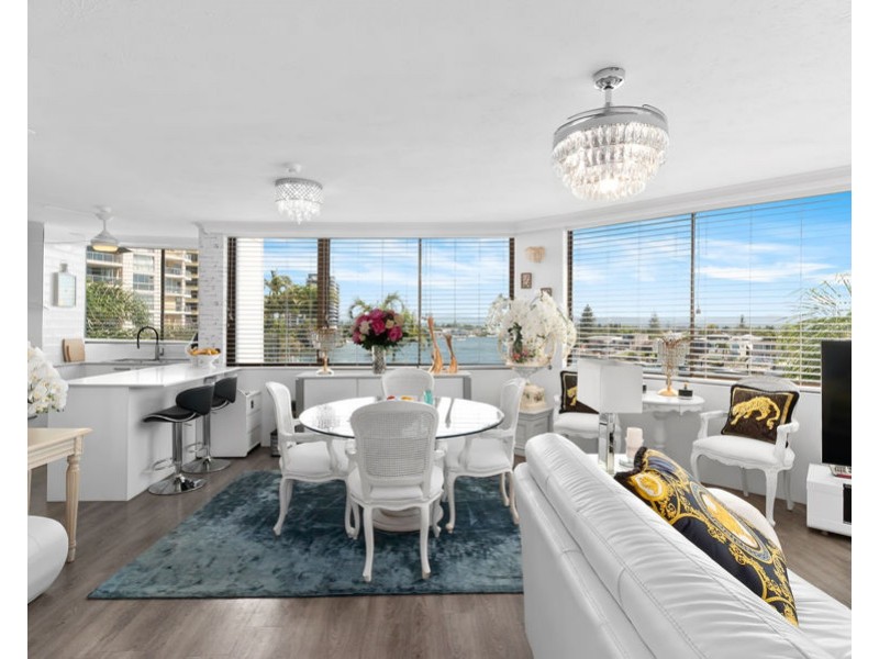 10/2916 Gold Coast Highway, Surfers Paradise QLD 4217