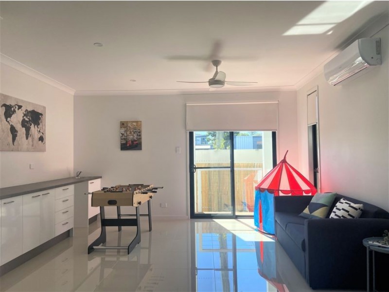 1 /200 Southport Nerang Road, Southport QLD 4215