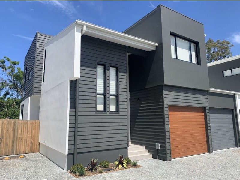 1 /200 Southport Nerang Road, Southport QLD 4215